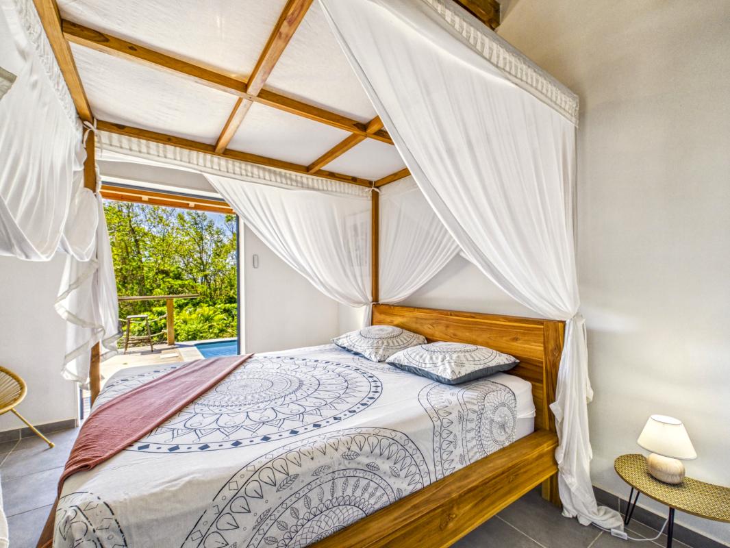 23.Location villa piscine vue mer 3 chambres Deshaies Guadeloupe